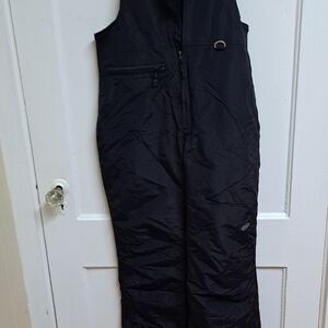 Black Sleeveless Puffer Vest